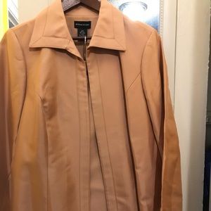 Two piece set and suit